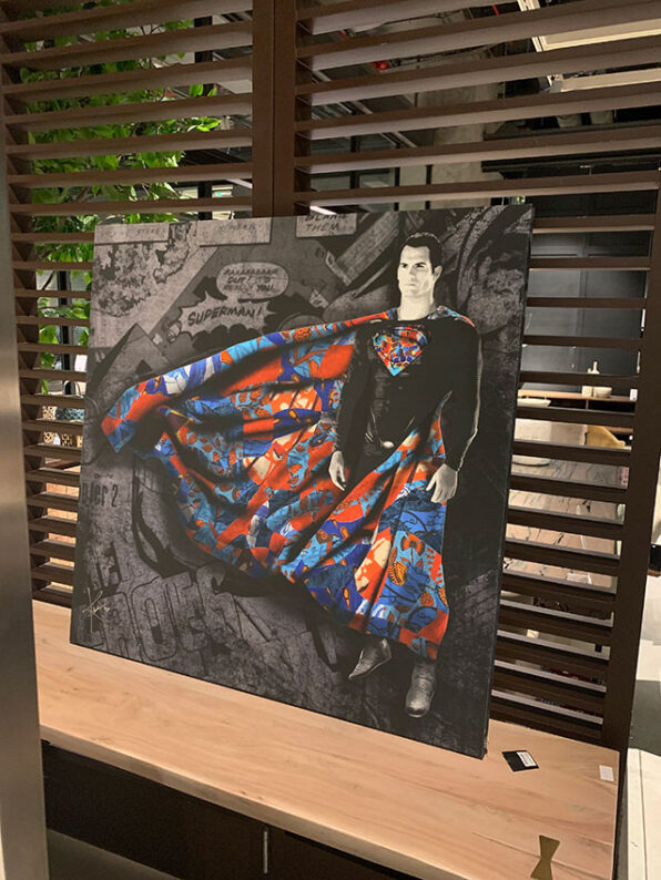 Superman,the most famous and popular of superheroes in comic books, is portrayed in this art collection by Kristel Bechara.Worlwide Delivery!