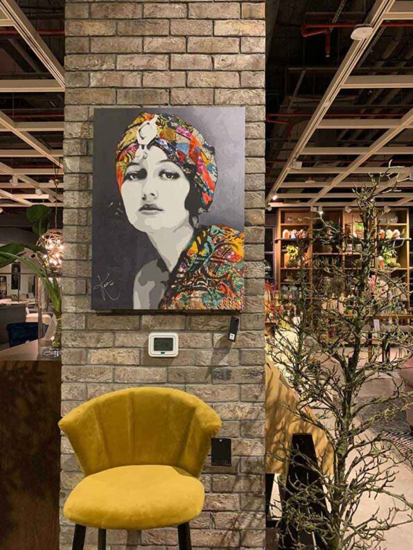 This painting by Kristel Bechara is a contemporary art tribute to the American actress Doris Margaret Kenyon