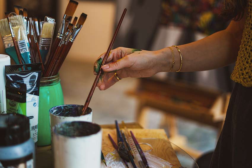 Kristel Bechara shares the amazing wellbeing benefits of creating art and how having an art practice can perhaps transform your life!